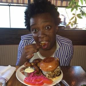 Meet your Posher, Melinda